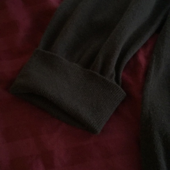 Banana Republic sweater - Picture 3 of 4